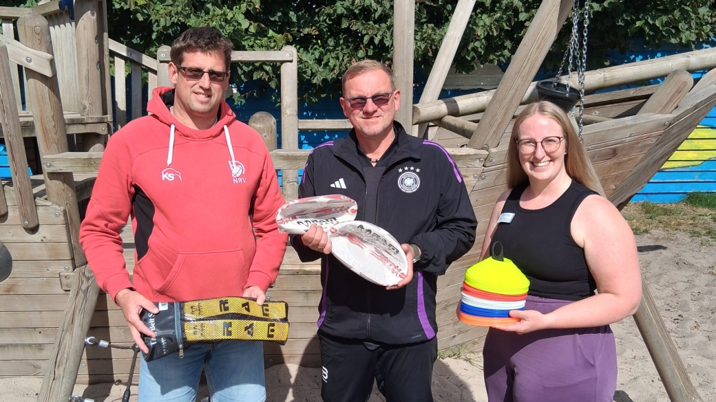 Rugby Materialübergabe, KSB - GS Hafenschule_10.09.25 (2)